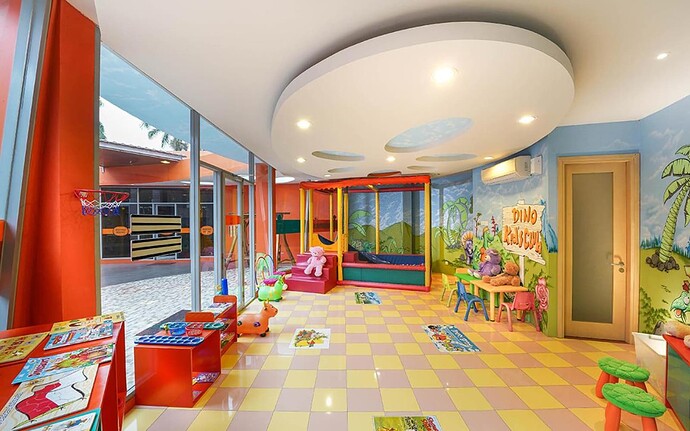 Playground khusus anak Harris Hotel Sentul City Bogor (Sumber: discoverasr.com/harrishotel)